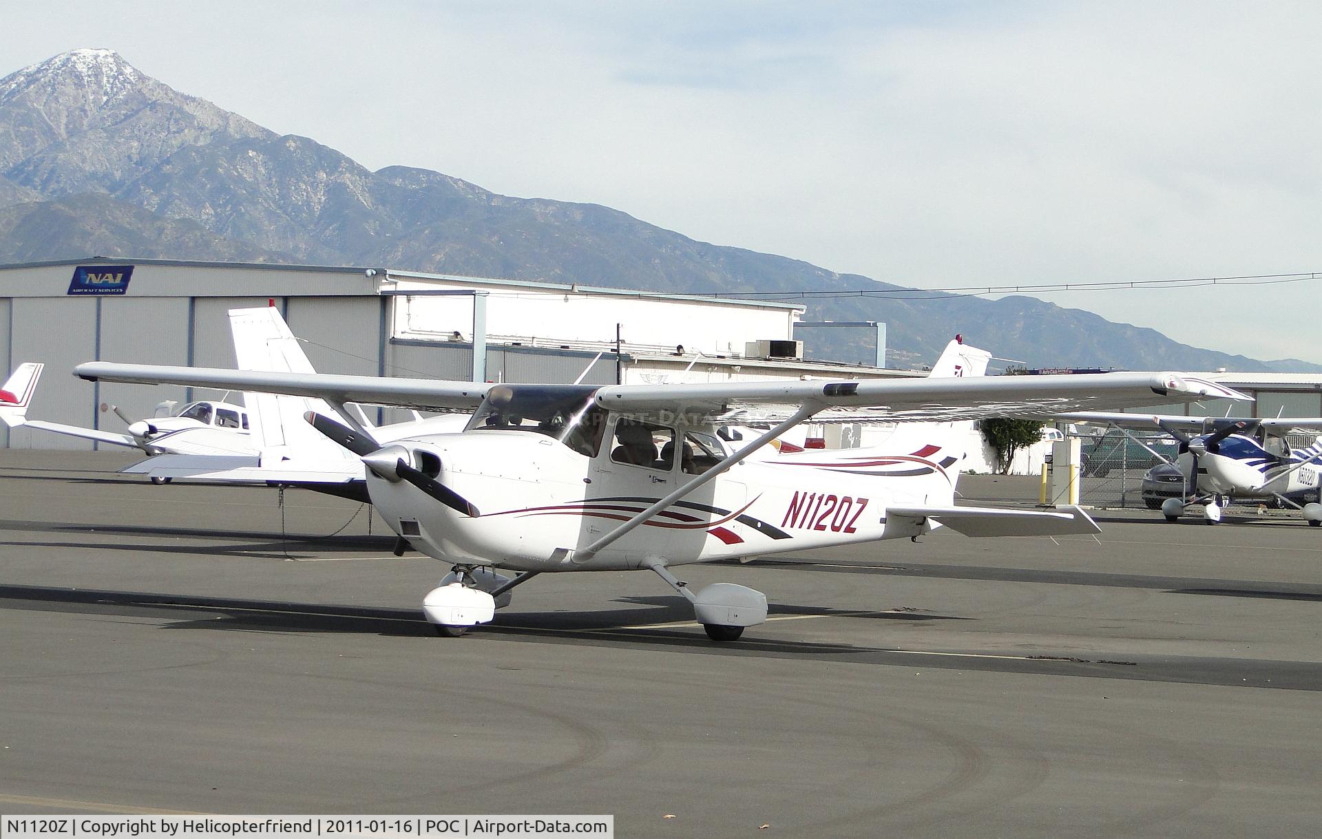 N1120Z, 2006 Cessna 172S Skyhawk SP C/N 172S10313, Parked in transient parking