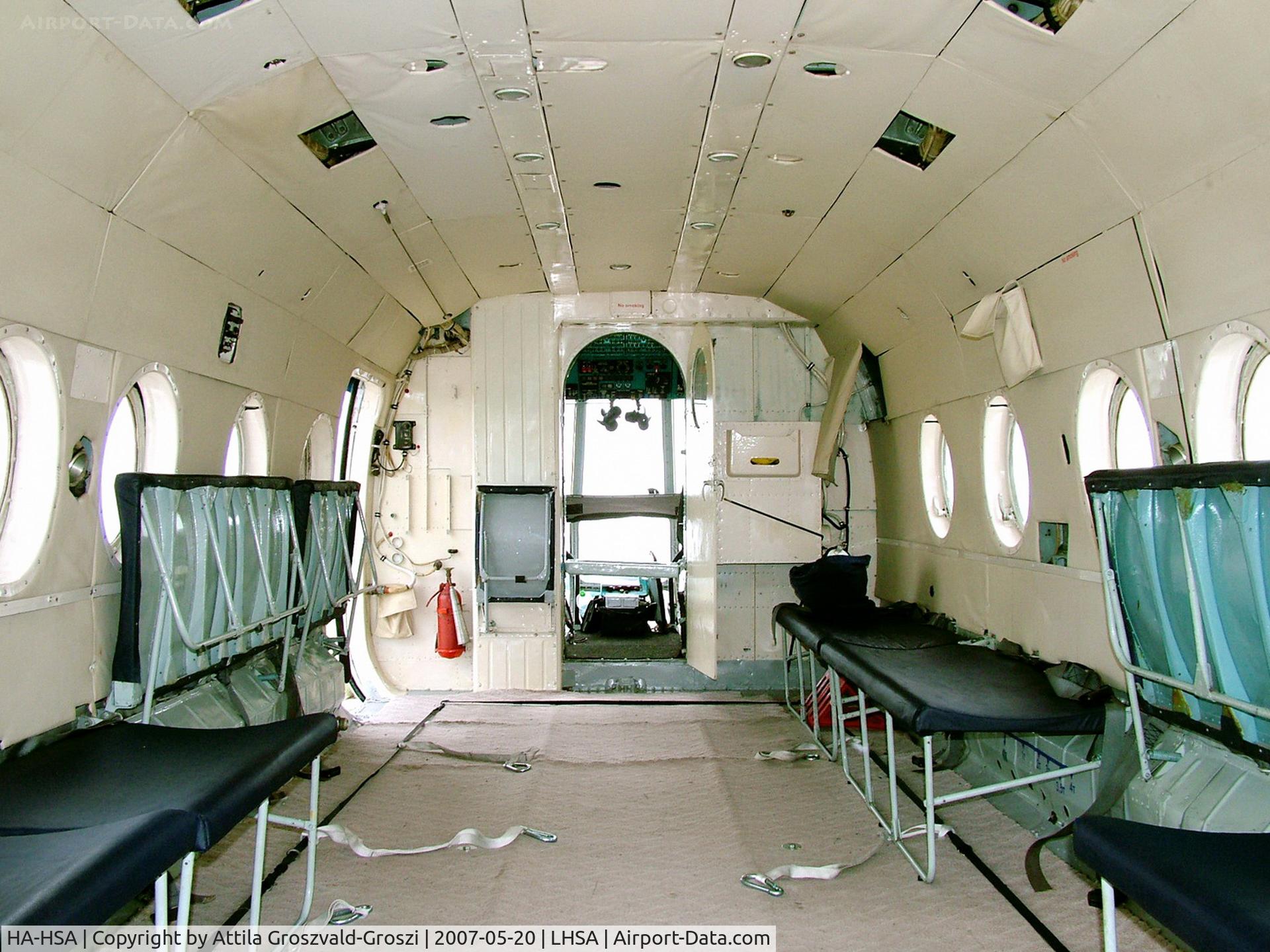 HA-HSA, 1980 Mil Mi-8T C/N 7970, Szentkirályszabadja Airport - Hungary - Cabin