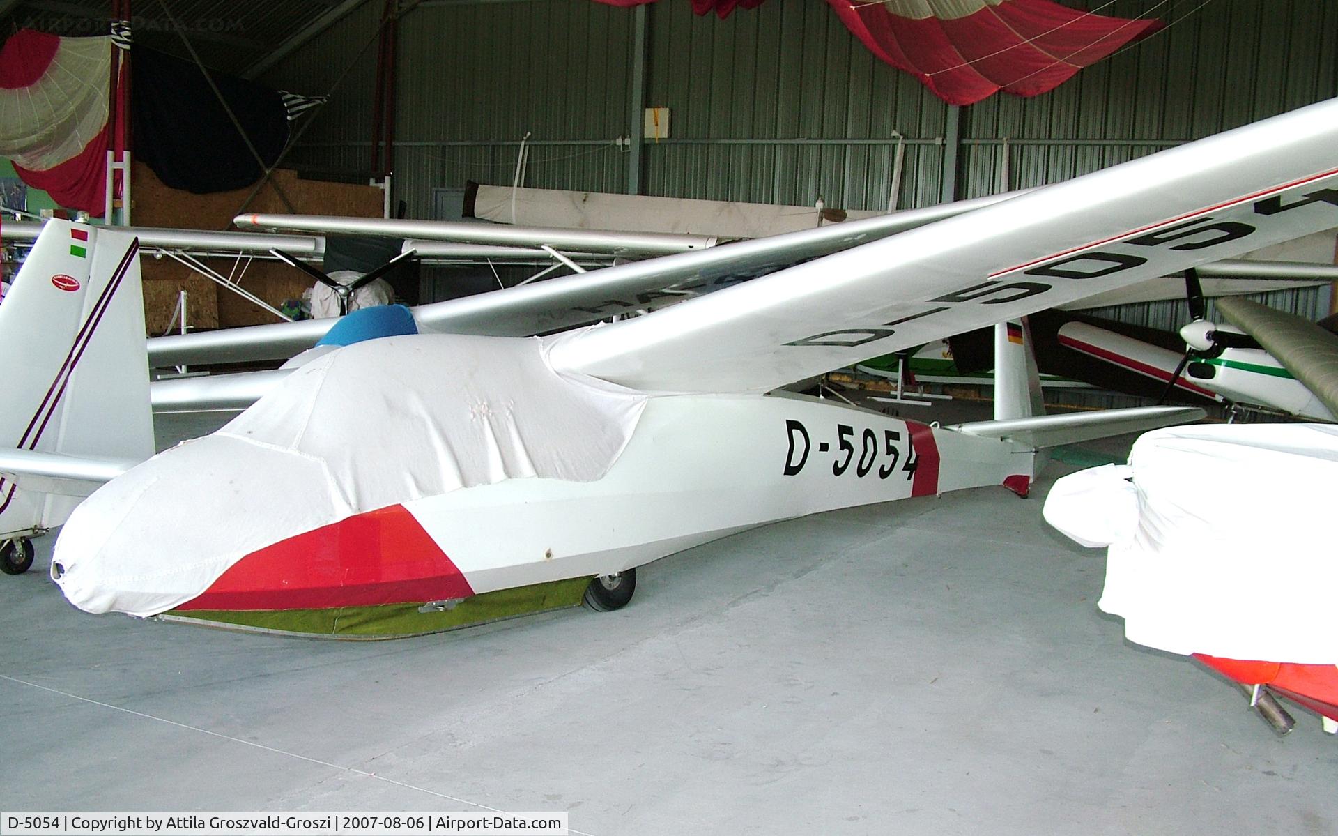 D-5054, Schleicher Ka-7 Rhonadler C/N 7144, Szatymaz Airfield - Hungary