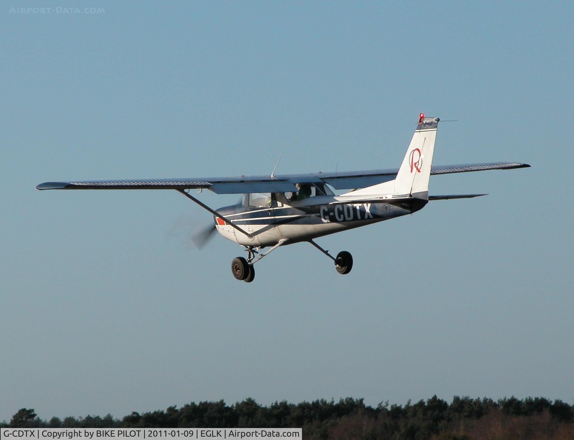 G-CDTX, 1979 Reims F152 C/N 1662, Redair F152 finals for rwy 25