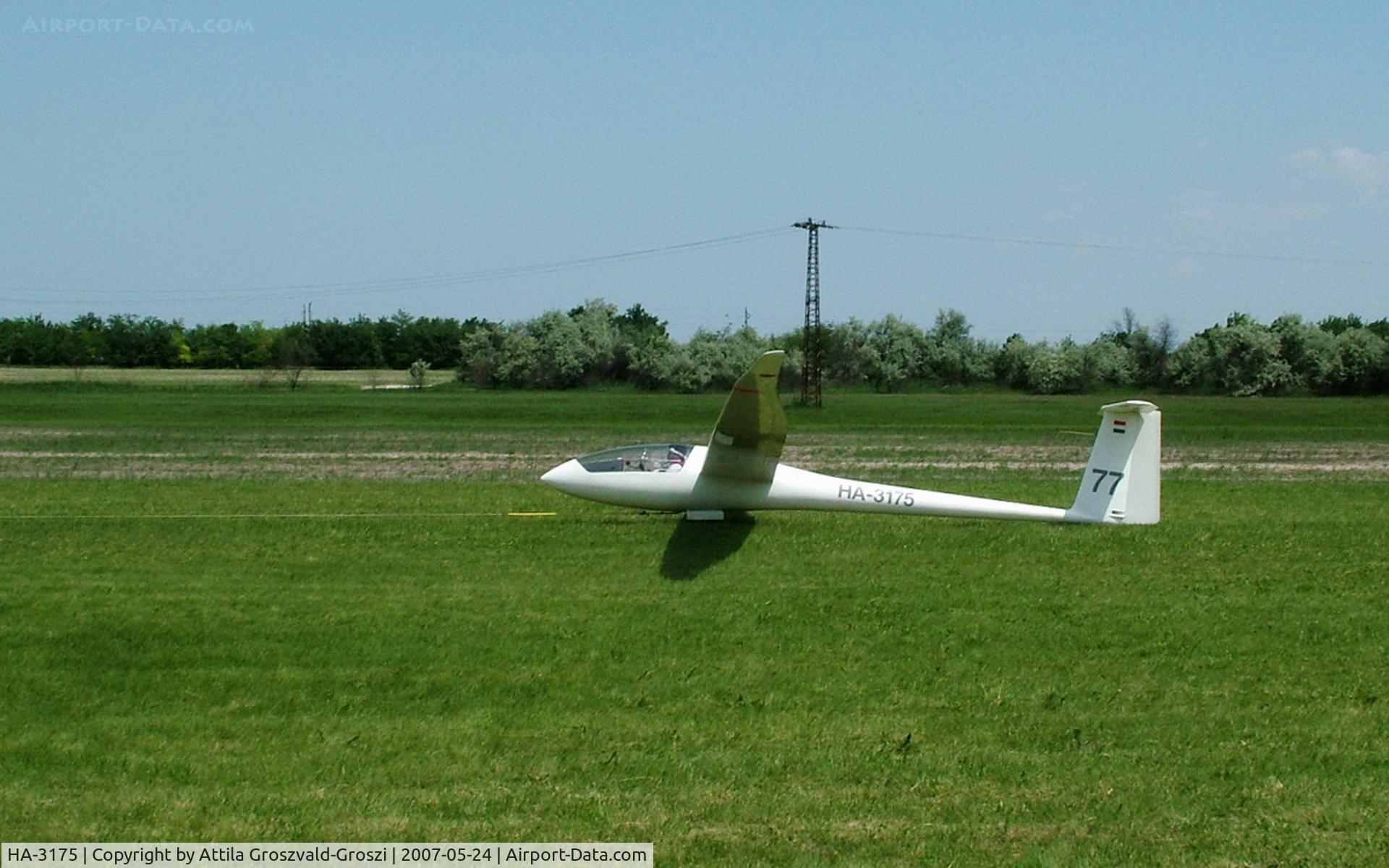 HA-3175, 1983 Schempp-Hirth Nimbus 3/24.5 C/N 36, Szatymaz Airfield - Hungary