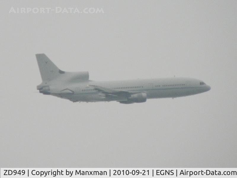 ZD949, 1979 Lockheed L-1011-500 K1 TriStar C/N 1159, Poor photo but a real rarity for the IOM
