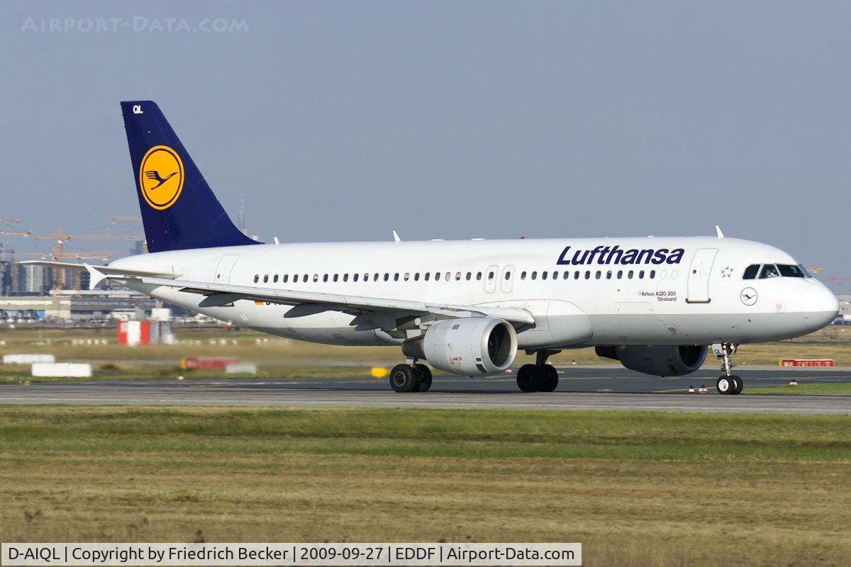 D-AIQL, 1991 Airbus A320-211 C/N 0267, departing via RW18W