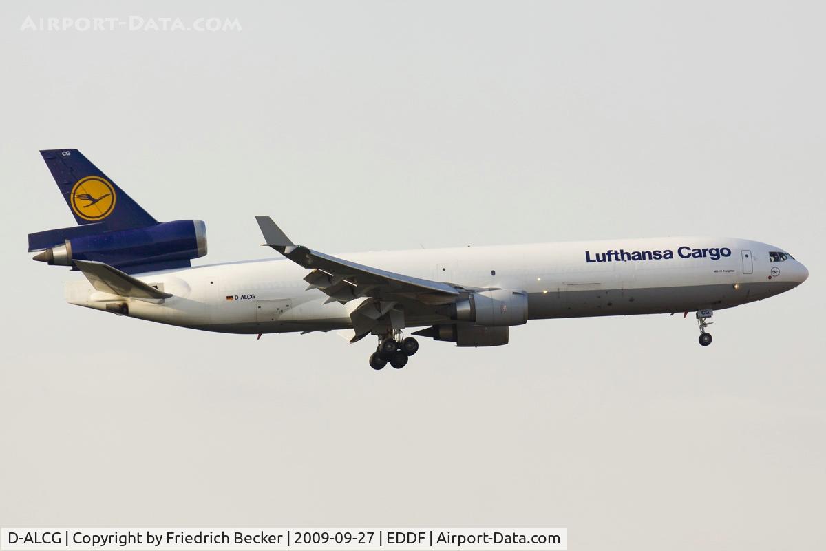 D-ALCG, 1999 McDonnell Douglas MD-11F C/N 48799, on final RW07R