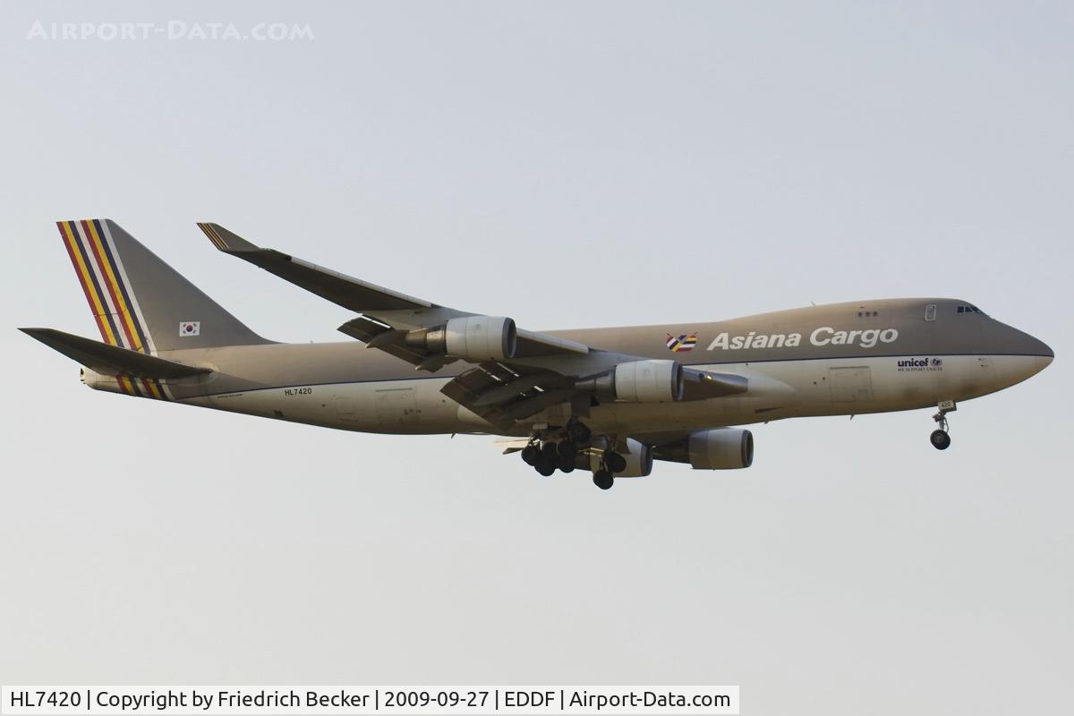 HL7420, 1995 Boeing 747-48EF (SCD) C/N 25783, on final RW07R