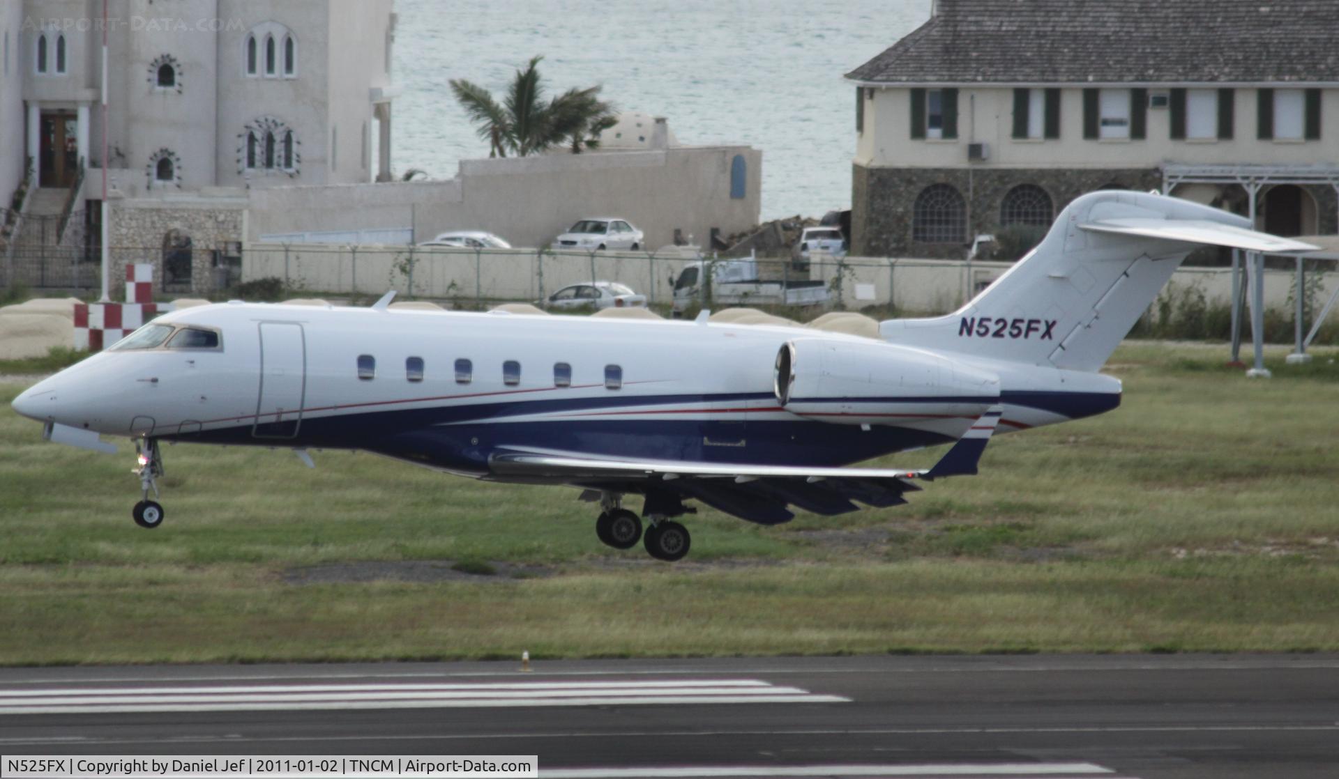 N525FX, 2006 Bombardier Challenger 300 (BD-100-1A10) C/N 20112, N525FX landing at TNCM