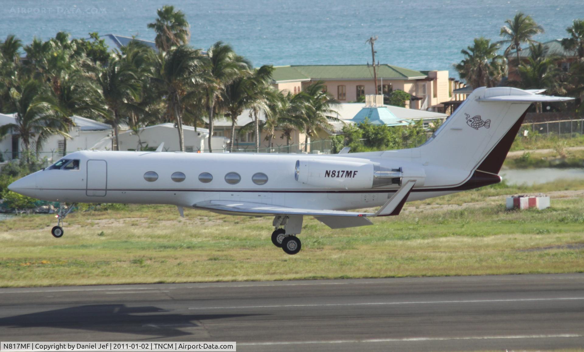 N817MF, 1985 Gulfstream Aerospace G-1159A Gulfstream III C/N 466, N817MF landing at TNCM