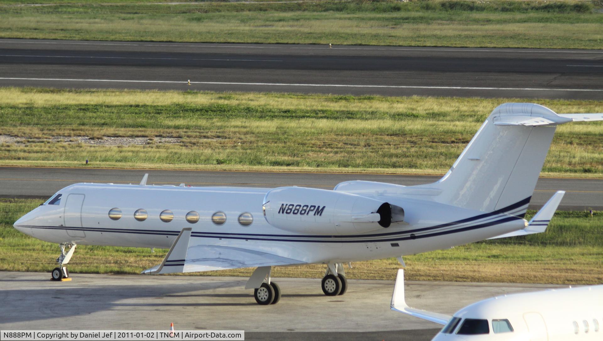 N888PM, 1992 Gulfstream Aerospace G-IV C/N 1195, N888PM park on the cargo ramp at TNCM