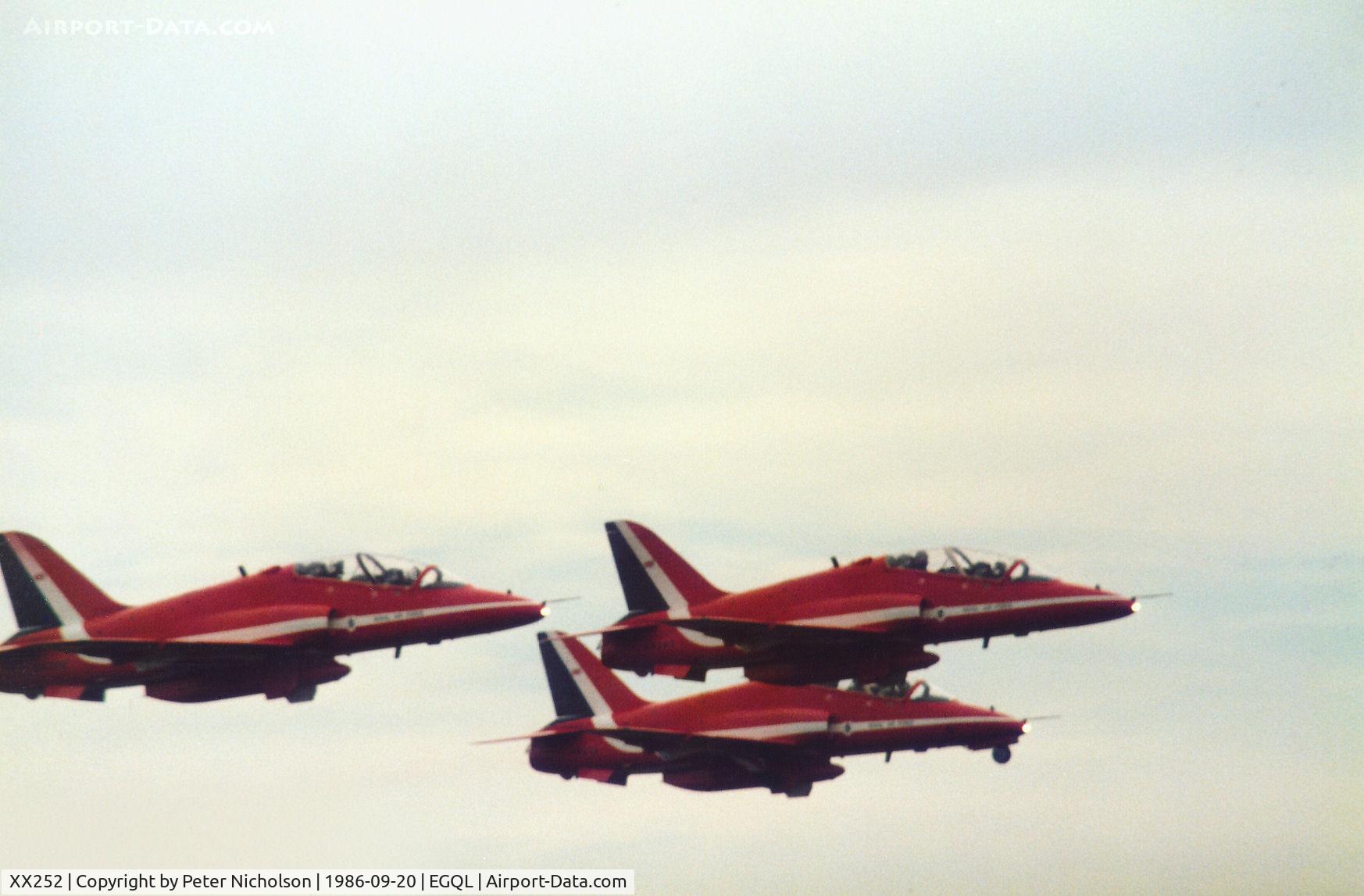 XX252, 1979 Hawker Siddeley Hawk T.1A C/N 088/312088/0570, Hawk T.1A in the lead take-off of the Red Arrows aerobatic display team at the 1986 RAF Leuchars Airshow.
