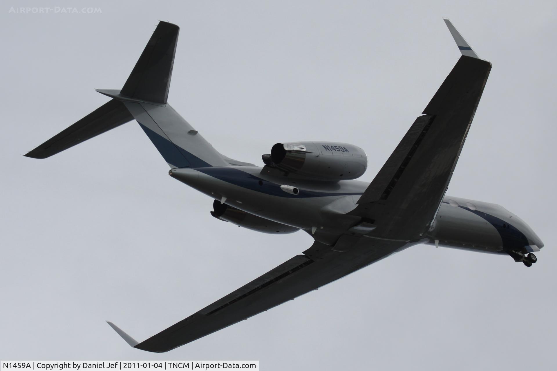 N1459A, 2001 Gulfstream Aerospace G-IV C/N 1459, N1459A departing TNCM