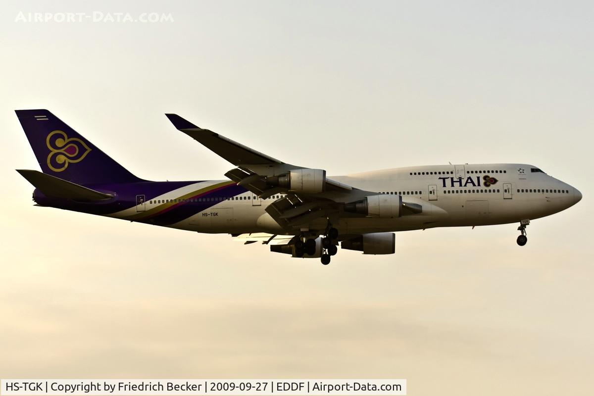 HS-TGK, 1990 Boeing 747-4D7 C/N 24993, on final