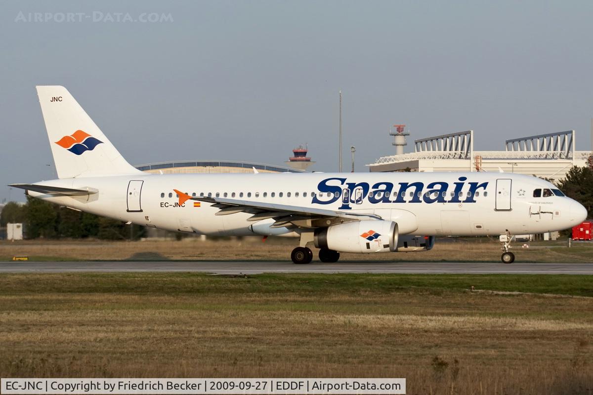 EC-JNC, 2005 Airbus A320-232 C/N 2589, departing via RW18W