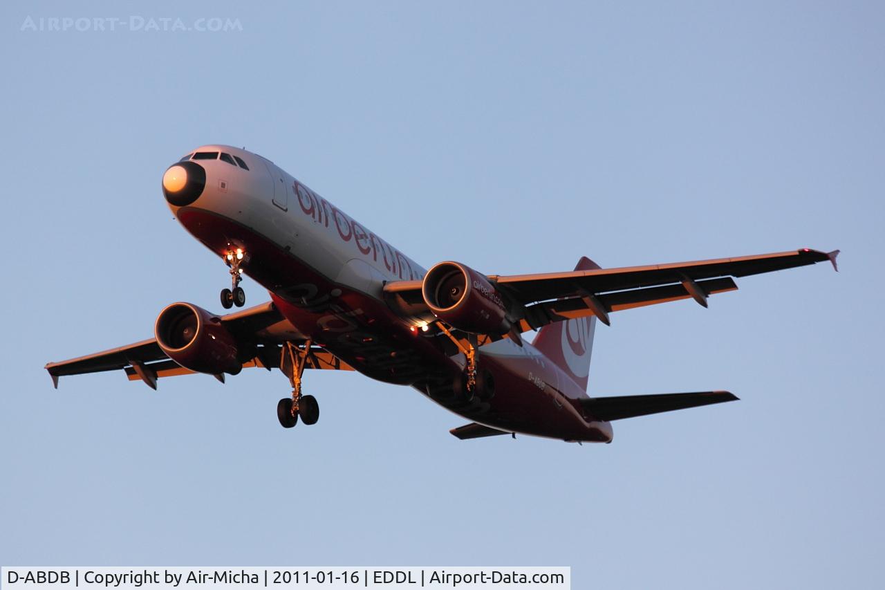 D-ABDB, 2005 Airbus A320-214 C/N 2619, Air Berlin