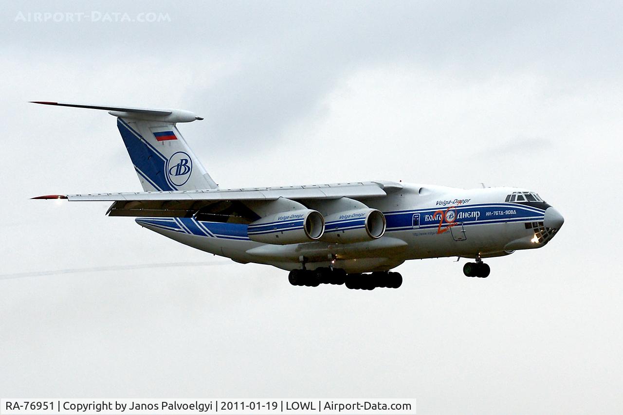 RA-76951, 2007 Ilyushin Il-76TD-90VD C/N 2073421704, Volga-Dnepr-Airlines Ilyushin IL-76TD-90VD to approach on RWY26 in LOWL/LNZ