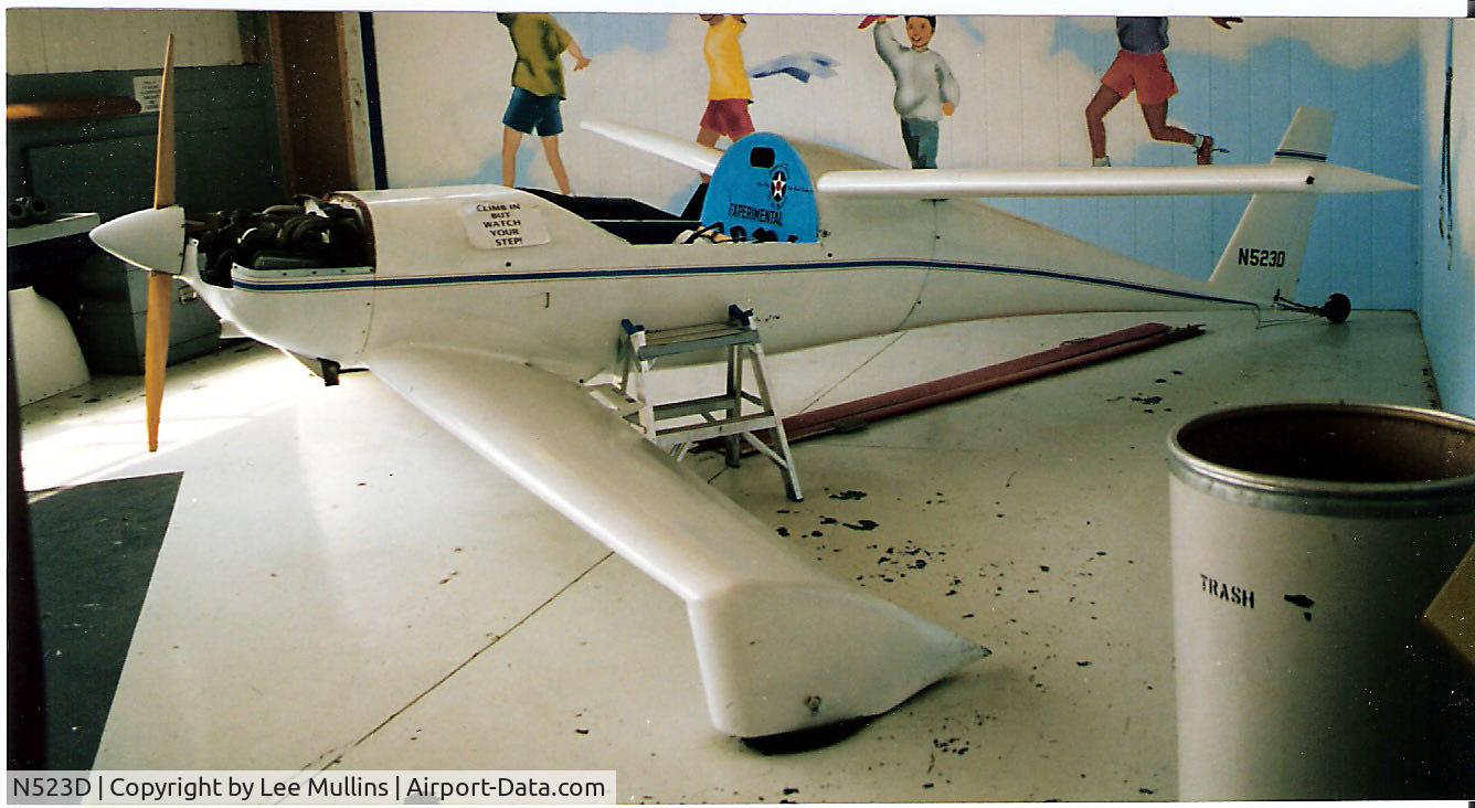 N523D, QAC Quickie Q2 C/N 2606, On show at Planes of Fame Museum.