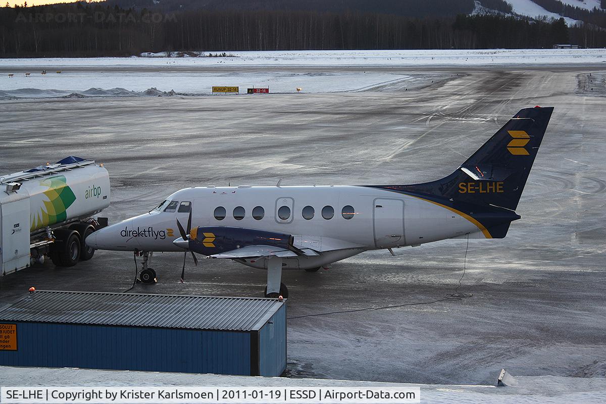 SE-LHE, 1989 British Aerospace BAe-3201 Jetstream C/N 854, Awaits passenger evening in the last ray of light this day.