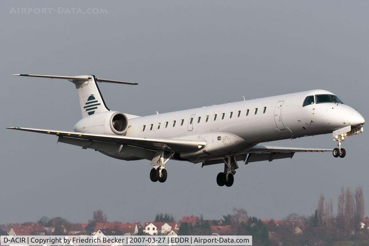 D-ACIR, 2000 Embraer EMB-145MP (ERJ-145MP) C/N 145230, short final