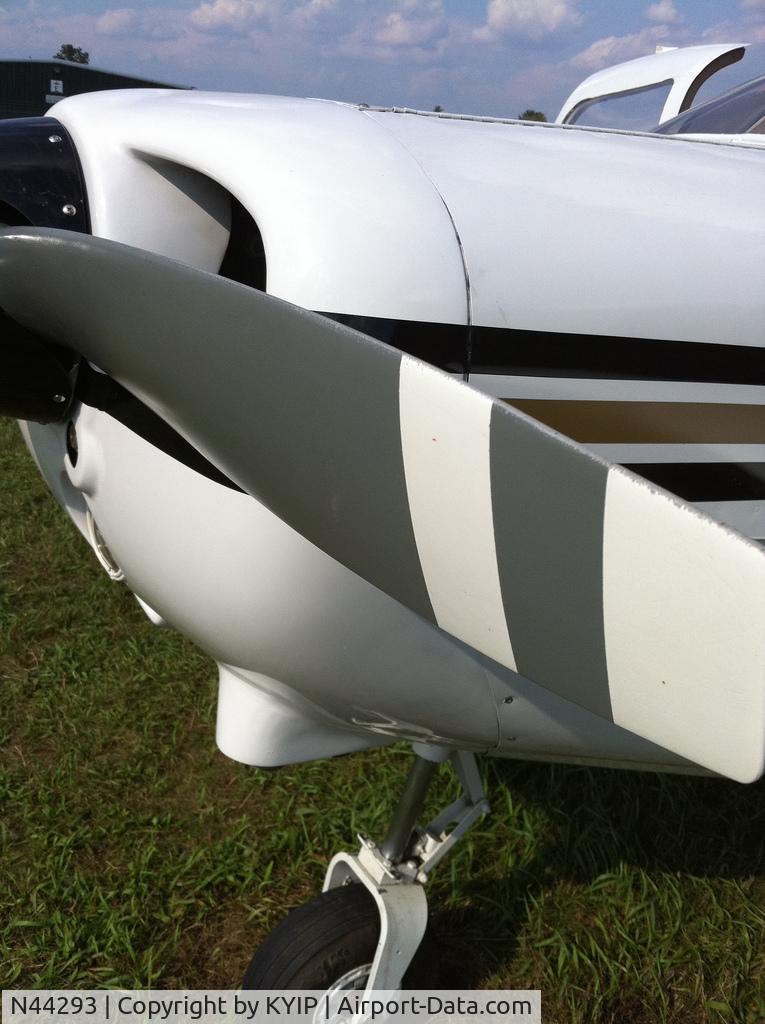 N44293, 1974 Piper PA-28-151 C/N 28-7415616, N44293