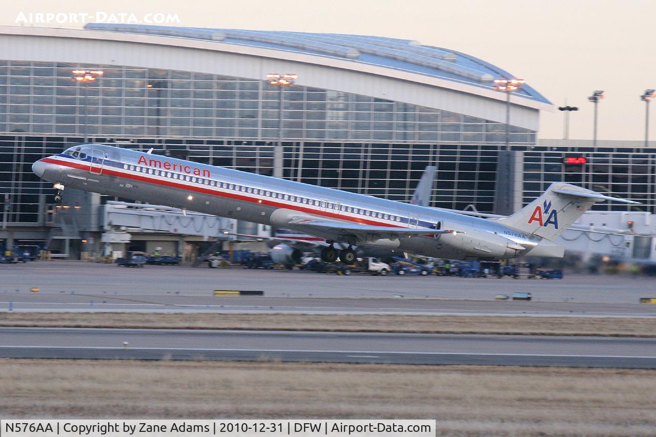 N576AA, 1991 McDonnell Douglas MD-82 (DC-9-82) C/N 53153, American Airlines at DFW Airport