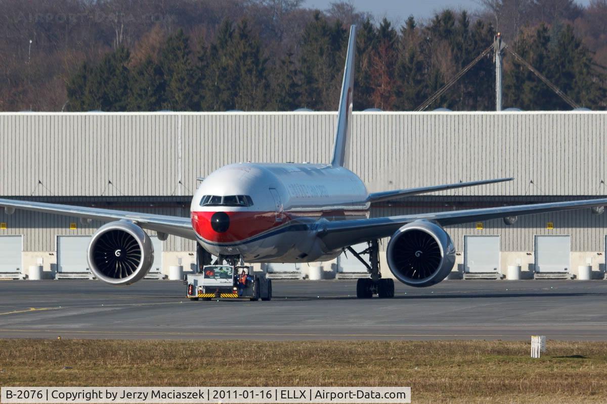 B-2076, 2010 Boeing 777-F6N C/N 37711, B-2076_
2010 Boeing 777-F6N, c/n: 37711
