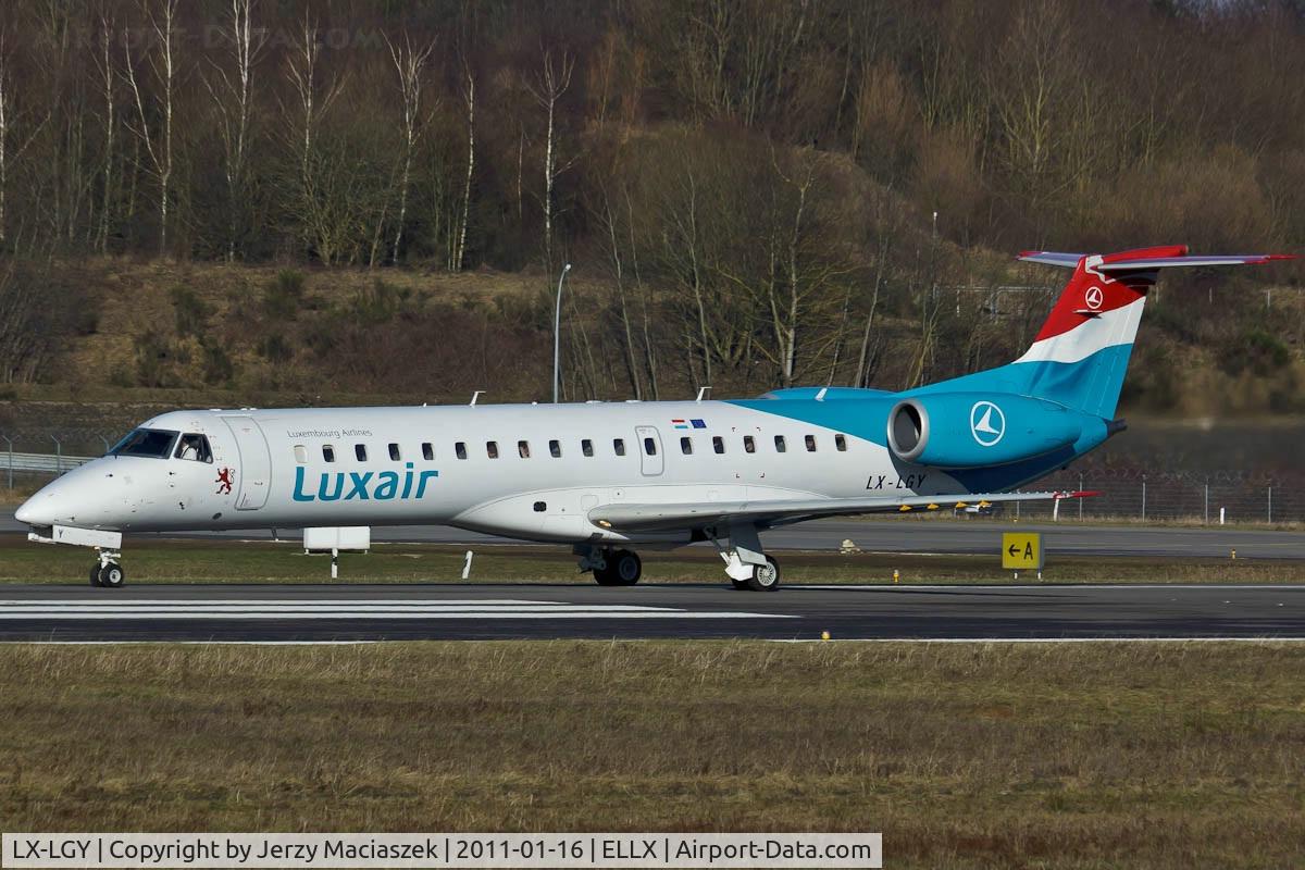 LX-LGY, 2000 Embraer EMB-145LU (ERJ-145LU) C/N 145242, LX-LGY_
Embraer ERJ 145LU, c/n: 145242