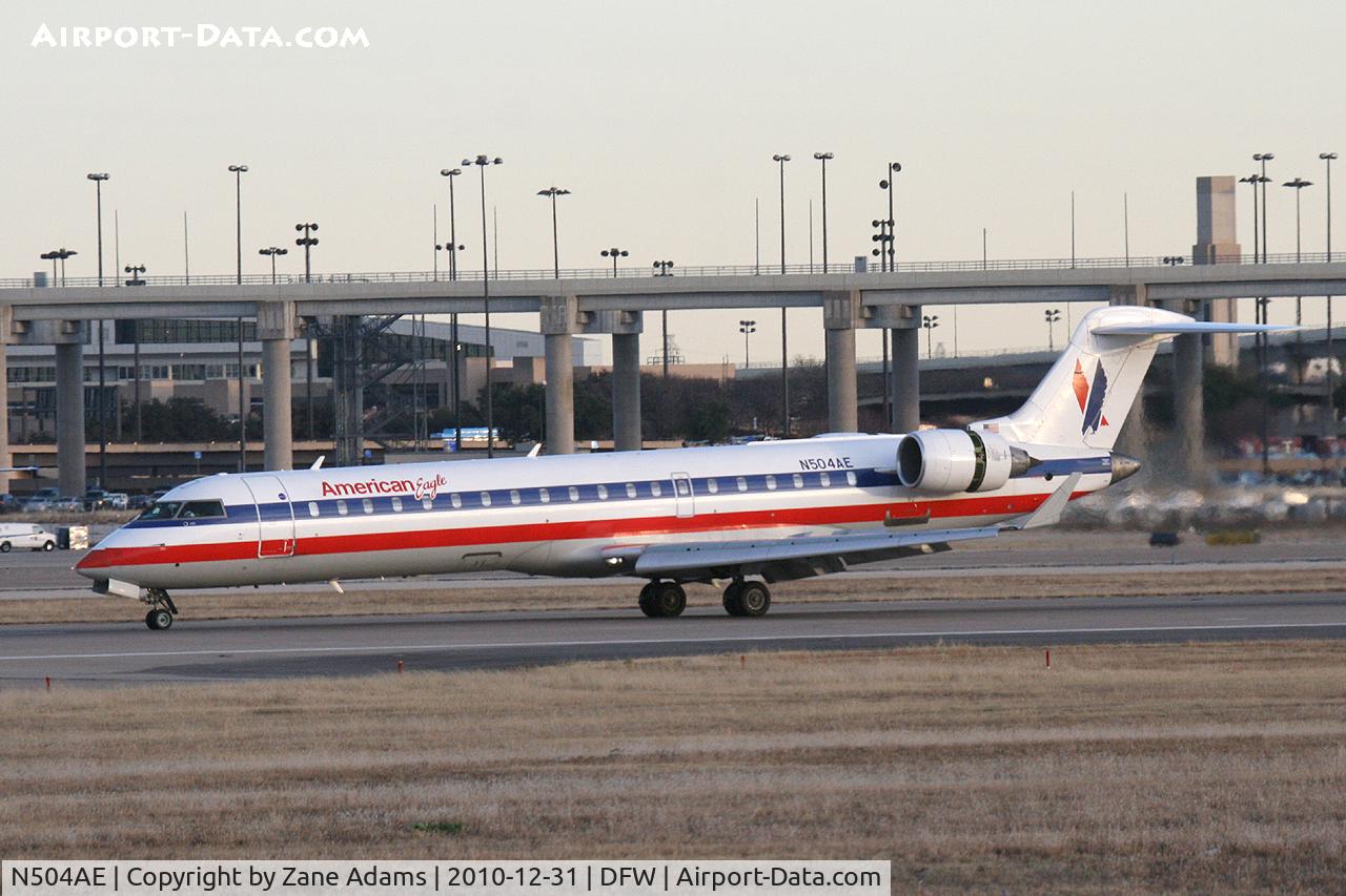N504AE, Bombardier CRJ-701 (CL-600-2C10) Regional Jet C/N 10044, American Eagle at DFW Airport