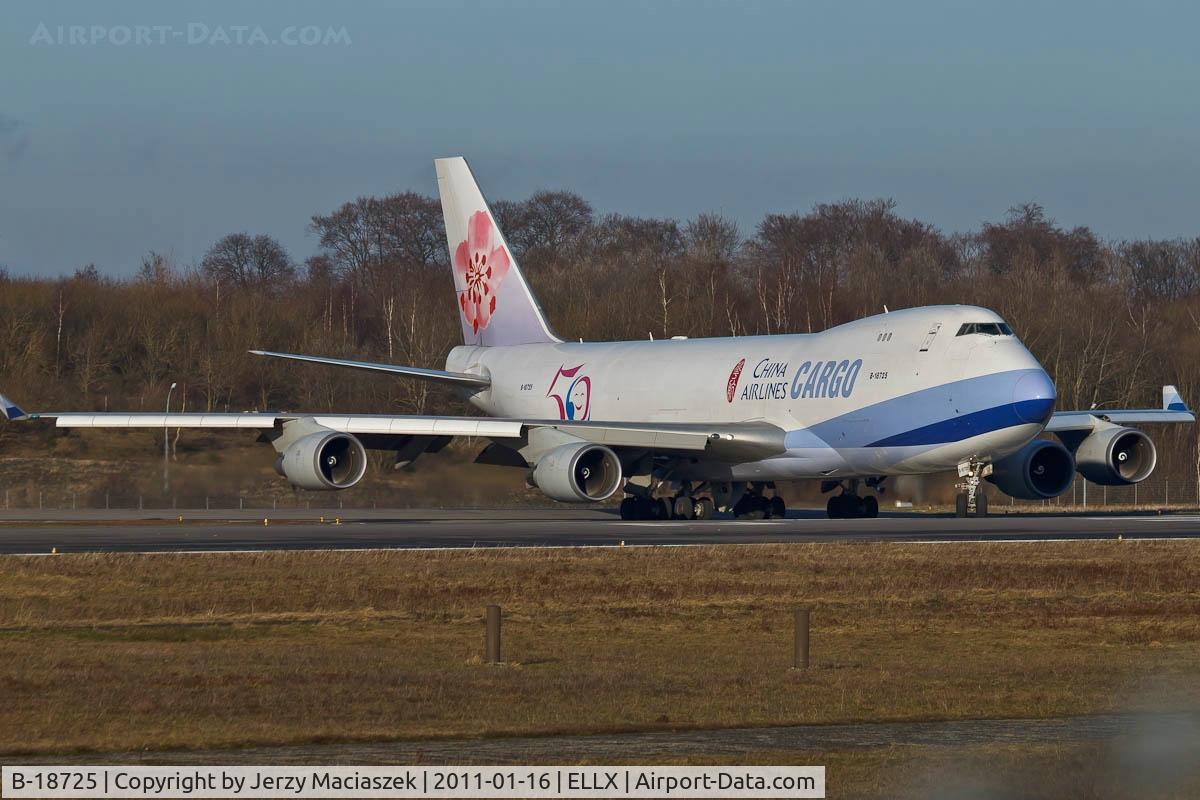 B-18725, 2007 Boeing 747-409F/SCD C/N 30771, B-18725_
2007 Boeing 747-409F (SCD), c/n: 30771