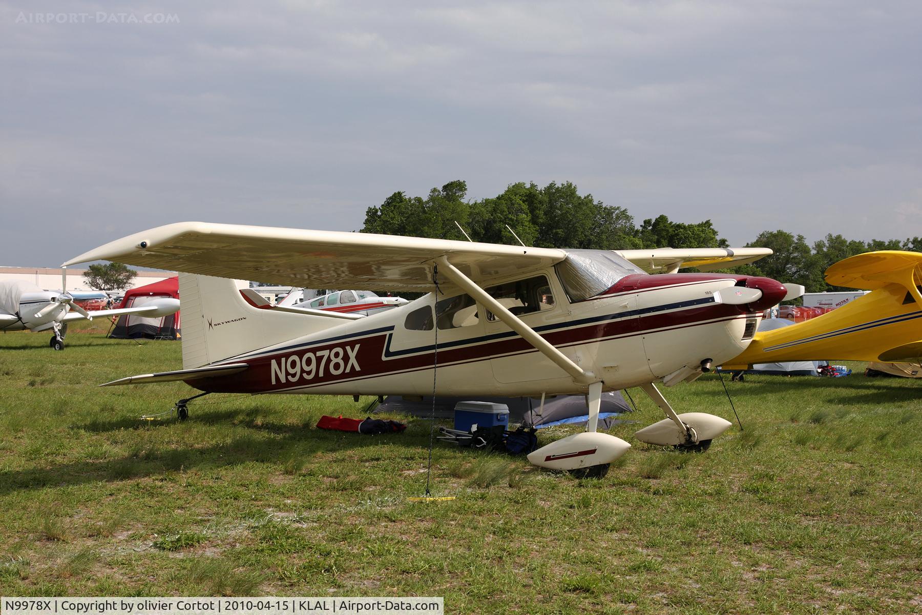 N9978X, 1961 Cessna 185 Skywagon C/N 185-0178, Sun n Fun 2010