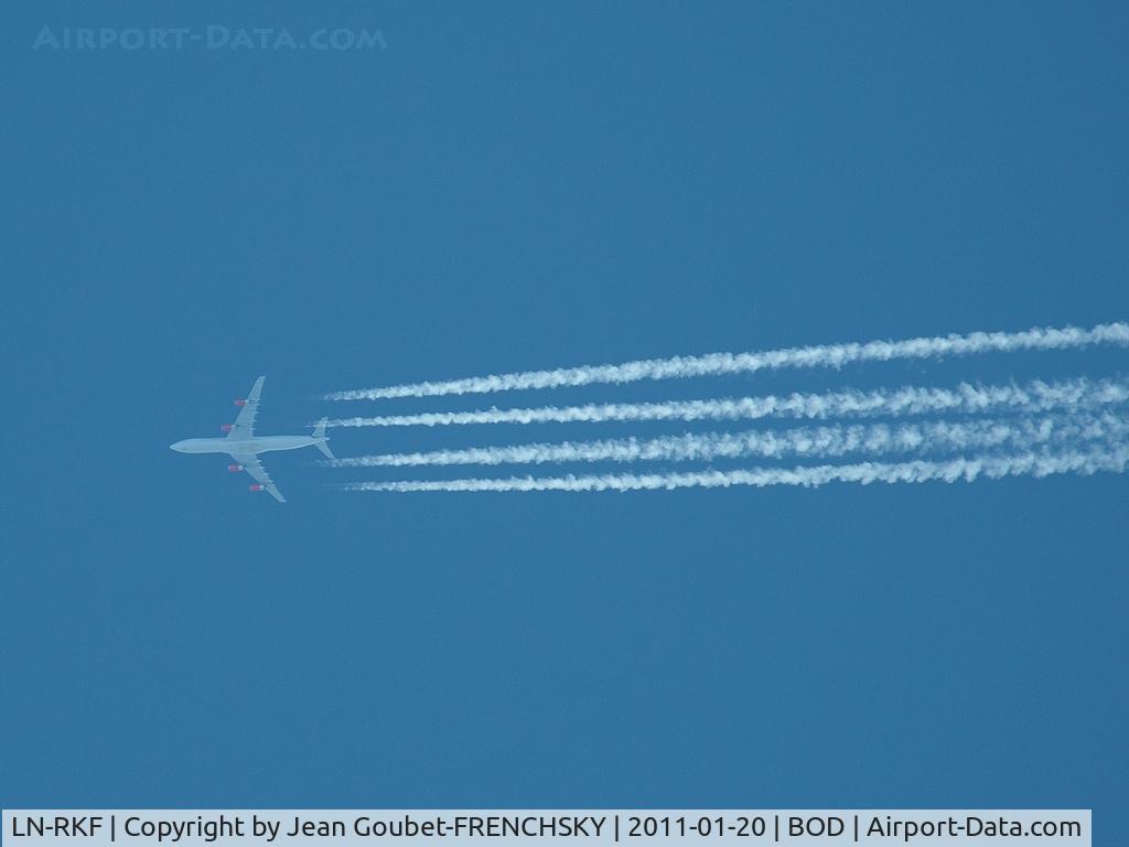LN-RKF, 2001 Airbus A340-313X C/N 413, SK9136 Madrid/Copenhague level 400 
Bordeaux airport