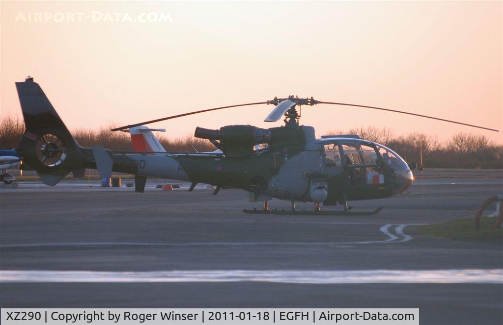 XZ290, 1976 Westland SA-341B Gazelle AH1 C/N WA1489, Dusk picture of Army Air Corps Gazelle AH.1