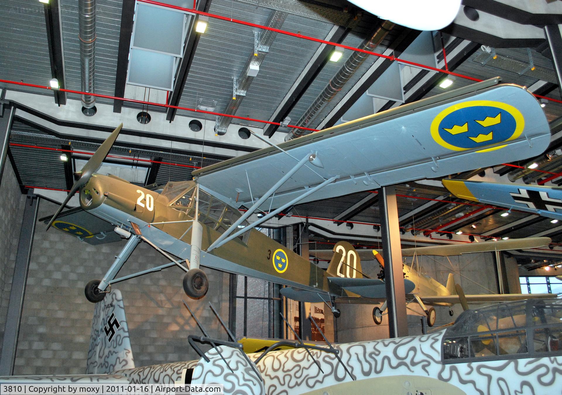 3810, Fieseler S-14B Storch (Fi-156C-3) C/N 110062, Fieseler Storch ex Swedish Air Force. Displayed at the Deutches Technikmuseum, Berlin. Ex D-ENTE.