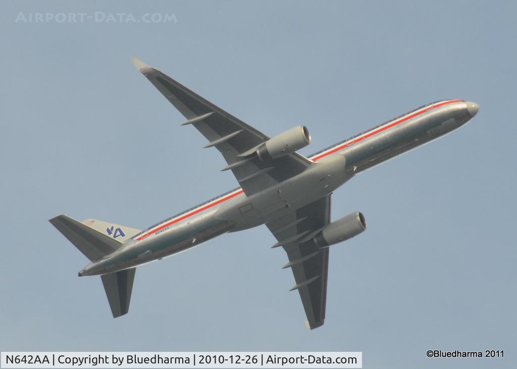 N642AA, 1991 Boeing 757-223 C/N 24600, Flying over St. Thomas U.S.V.I