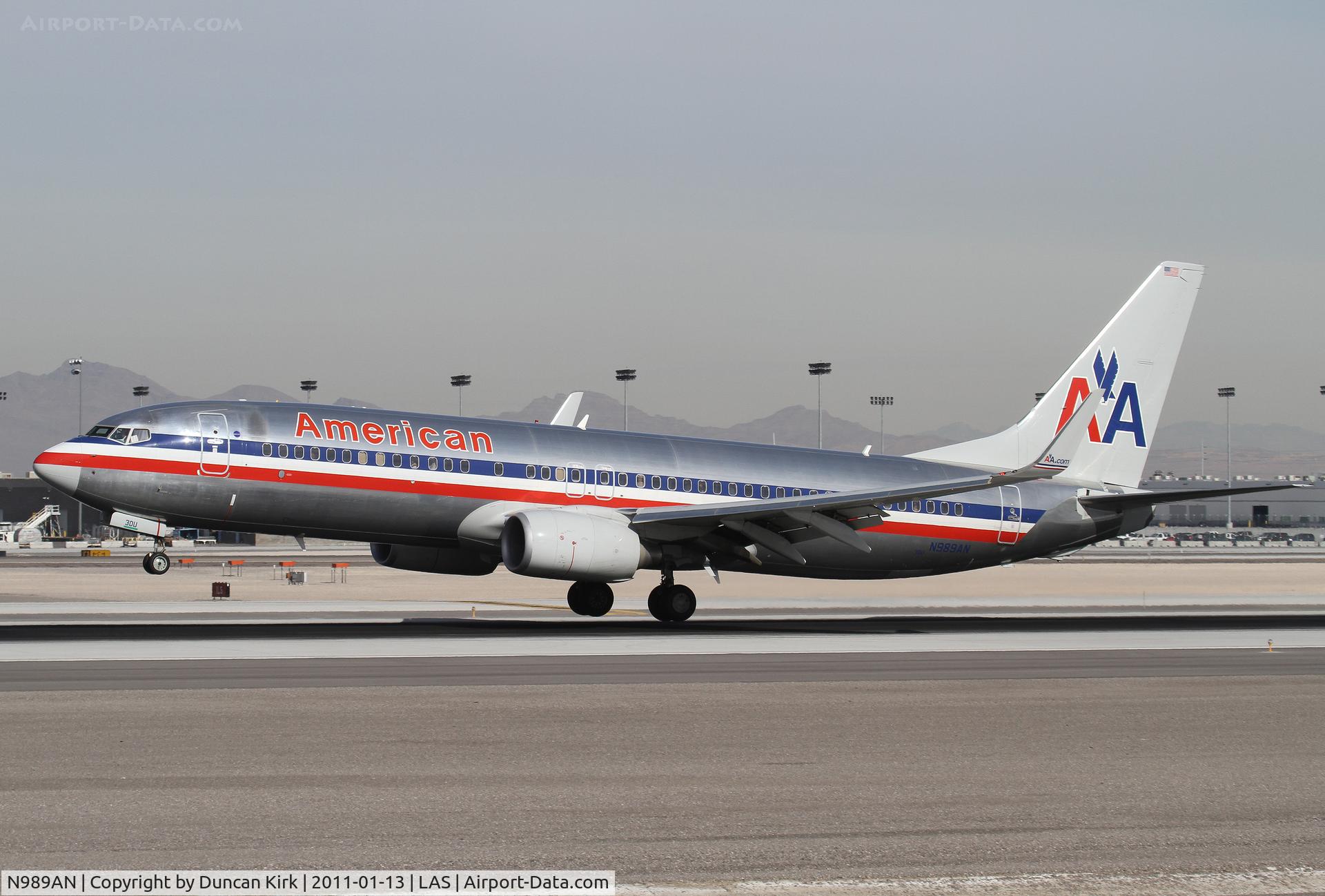 N989AN, 2009 Boeing 737-823 C/N 33205, When is American going to merge?