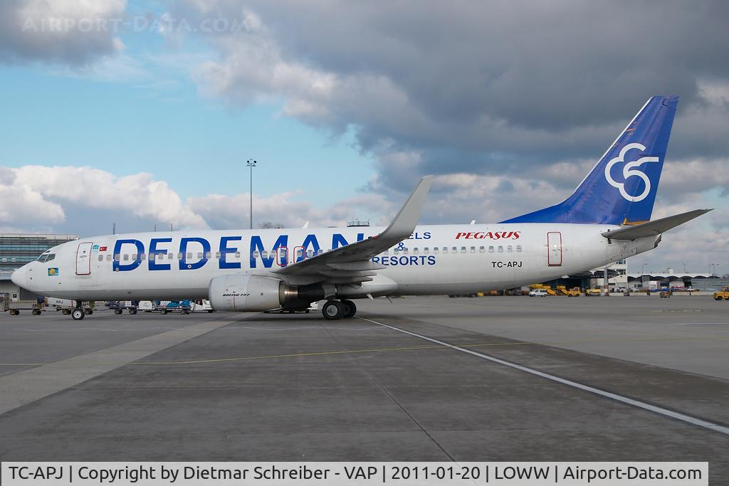 TC-APJ, 2002 Boeing 737-86N C/N 32735, Pegasus Boeing 737-800
