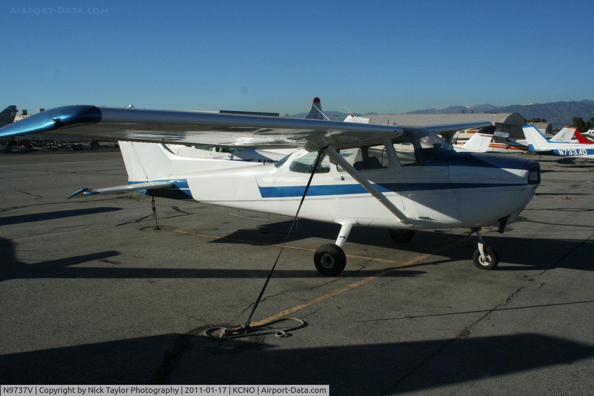 N9737V, 1975 Cessna 172M C/N 17264499, With N number removed