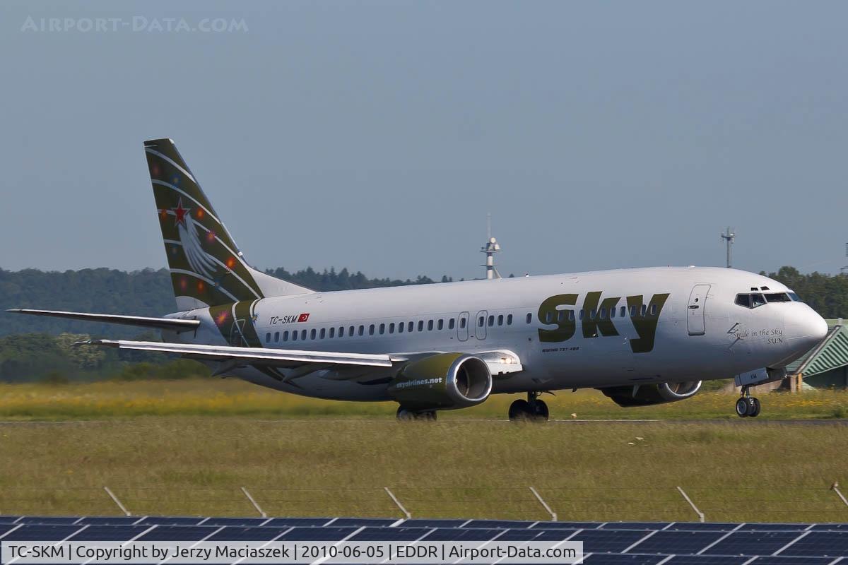 TC-SKM, 1997 Boeing 737-49R C/N 28882, TC-SKM_
1997 Boeing Aircraft Co 737-49R,