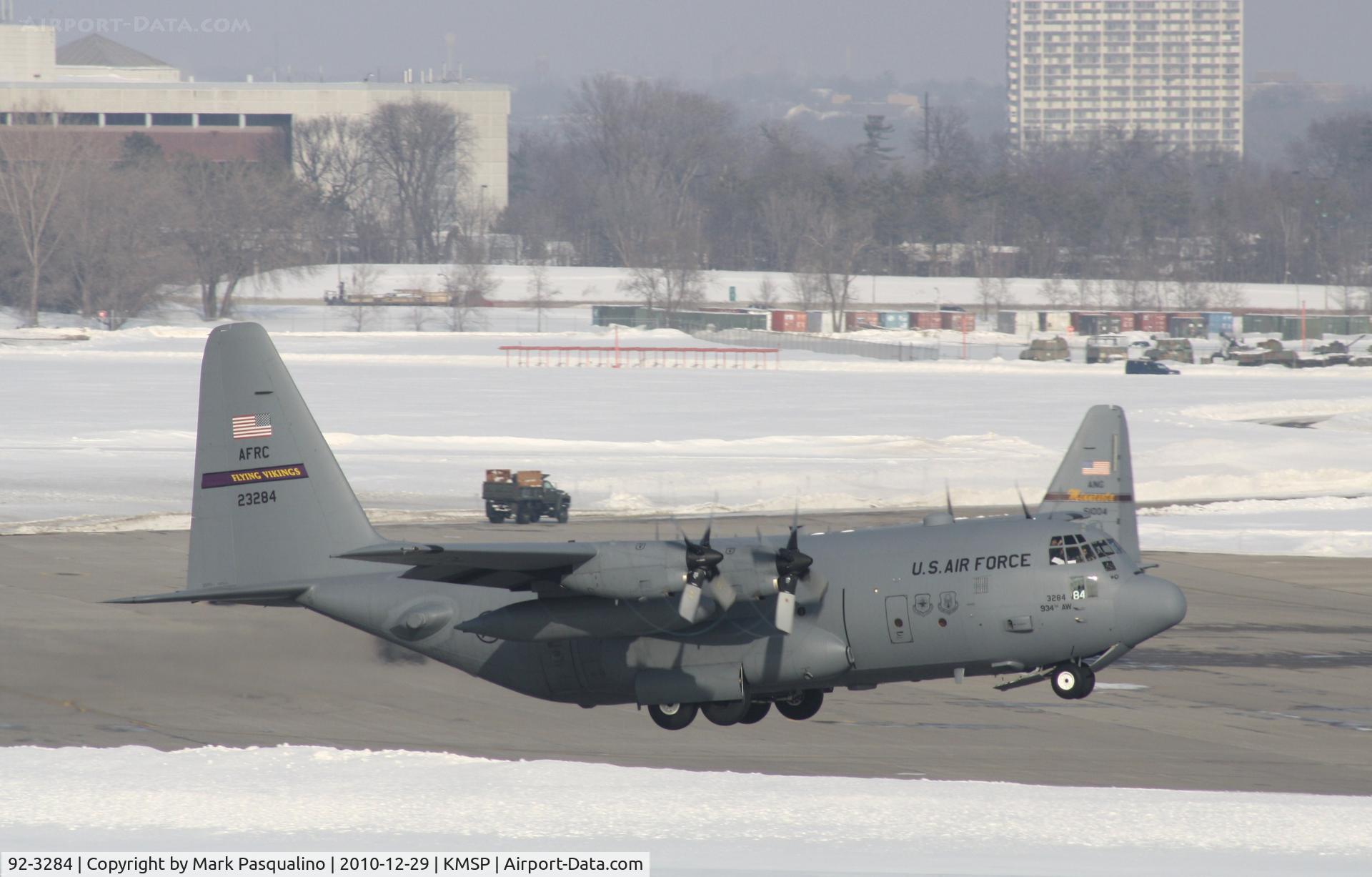 92-3284, Lockheed C-130H Hercules C/N 382-5338, Lockheed C-130H