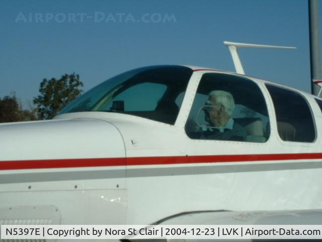 N5397E, 1959 Beech K35 Bonanza C/N D-5896, Bob St Clair at the controls