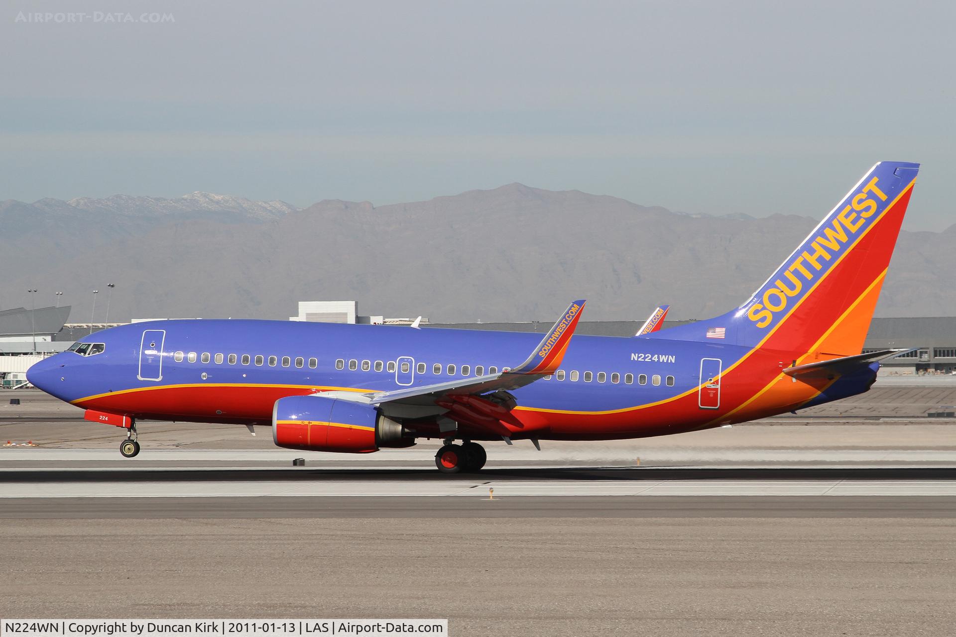 N224WN, 2005 Boeing 737-7H4 C/N 32493, Yes another Southwest, the predominant carrier operating at Las Vegas