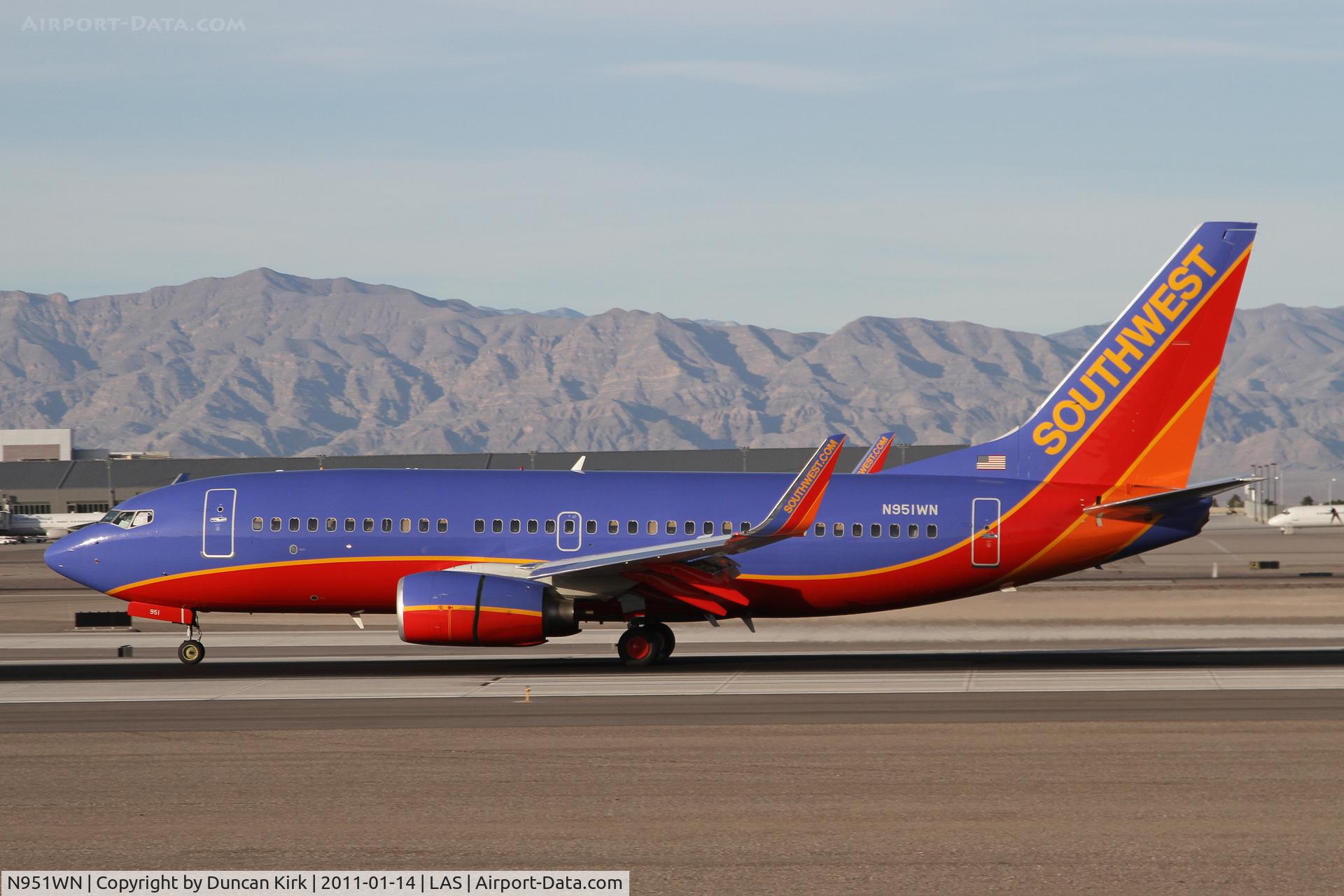 N951WN, 2010 Boeing 737-7H4 C/N 36665, A common sight at LAS