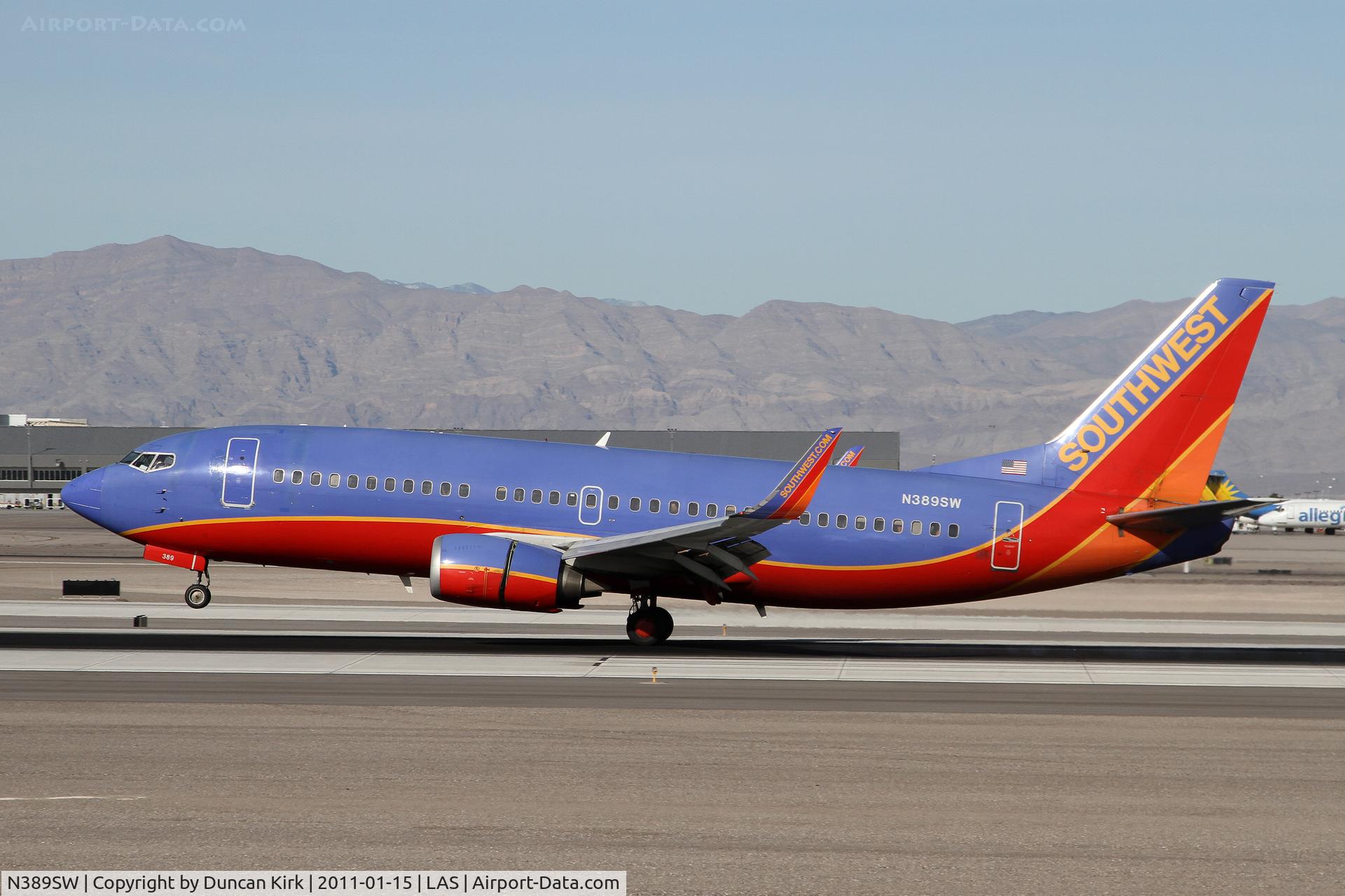 N389SW, 1994 Boeing 737-3H4 C/N 26592, Old generation Southwest Boeing