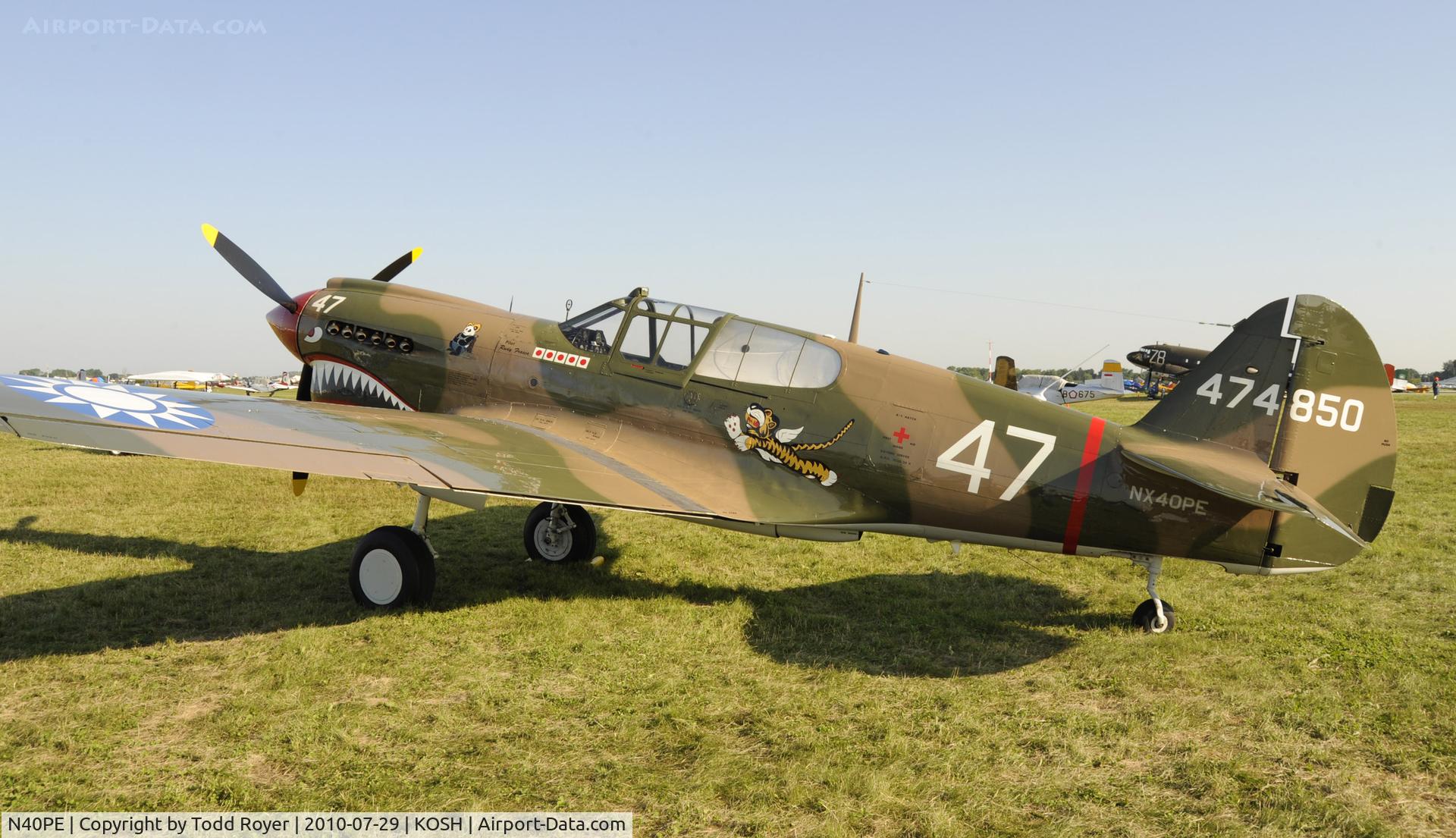 N40PE, 1942 Curtiss P-40E C/N AK905, AIRVENTURE 2010