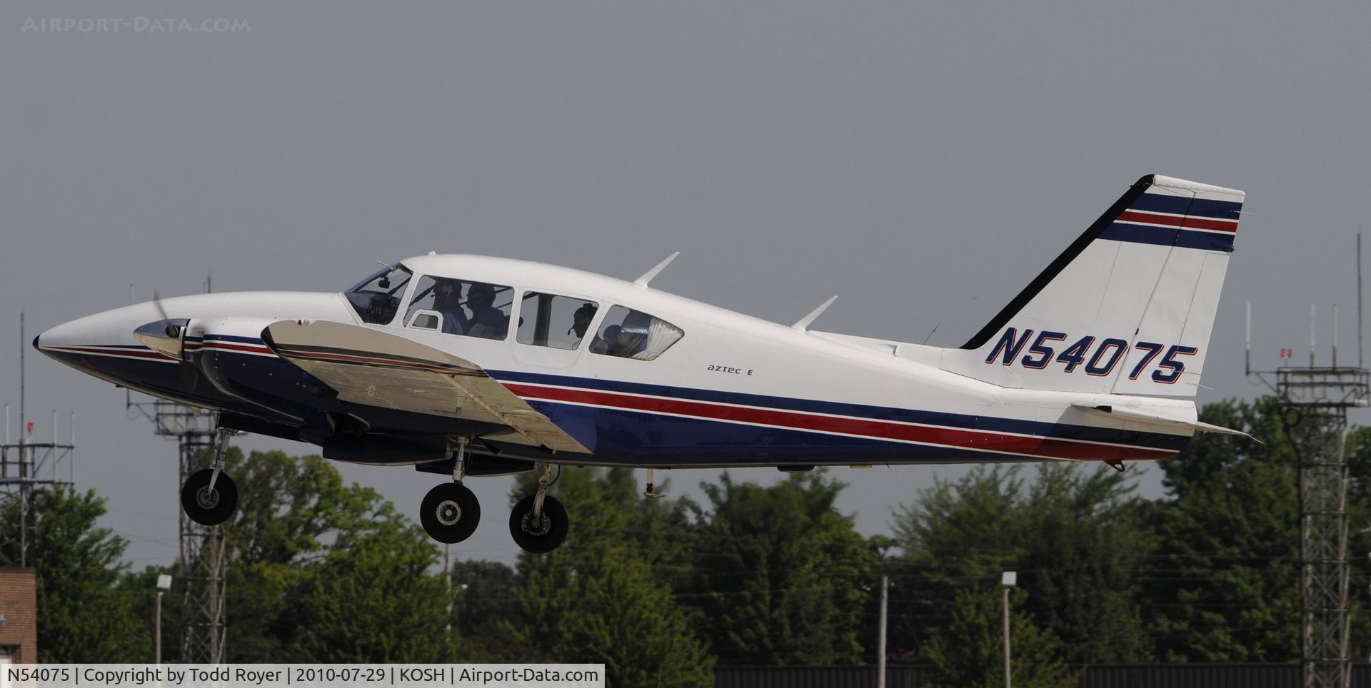 N54075, 1974 Piper PA-23-250 Aztec C/N 27-7405385, AIRVENTURE 2010