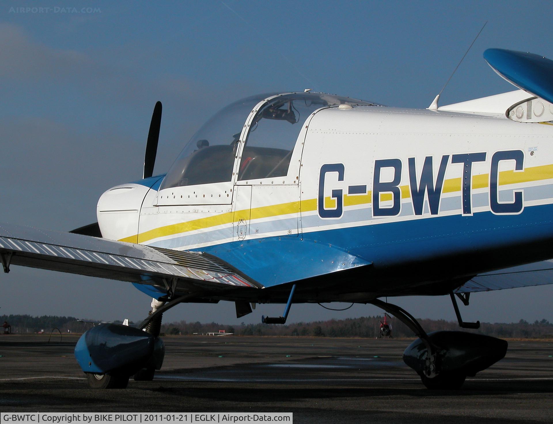 G-BWTC, 1996 Zlin Z-242L C/N 0697, Smart Zlin on the main apron