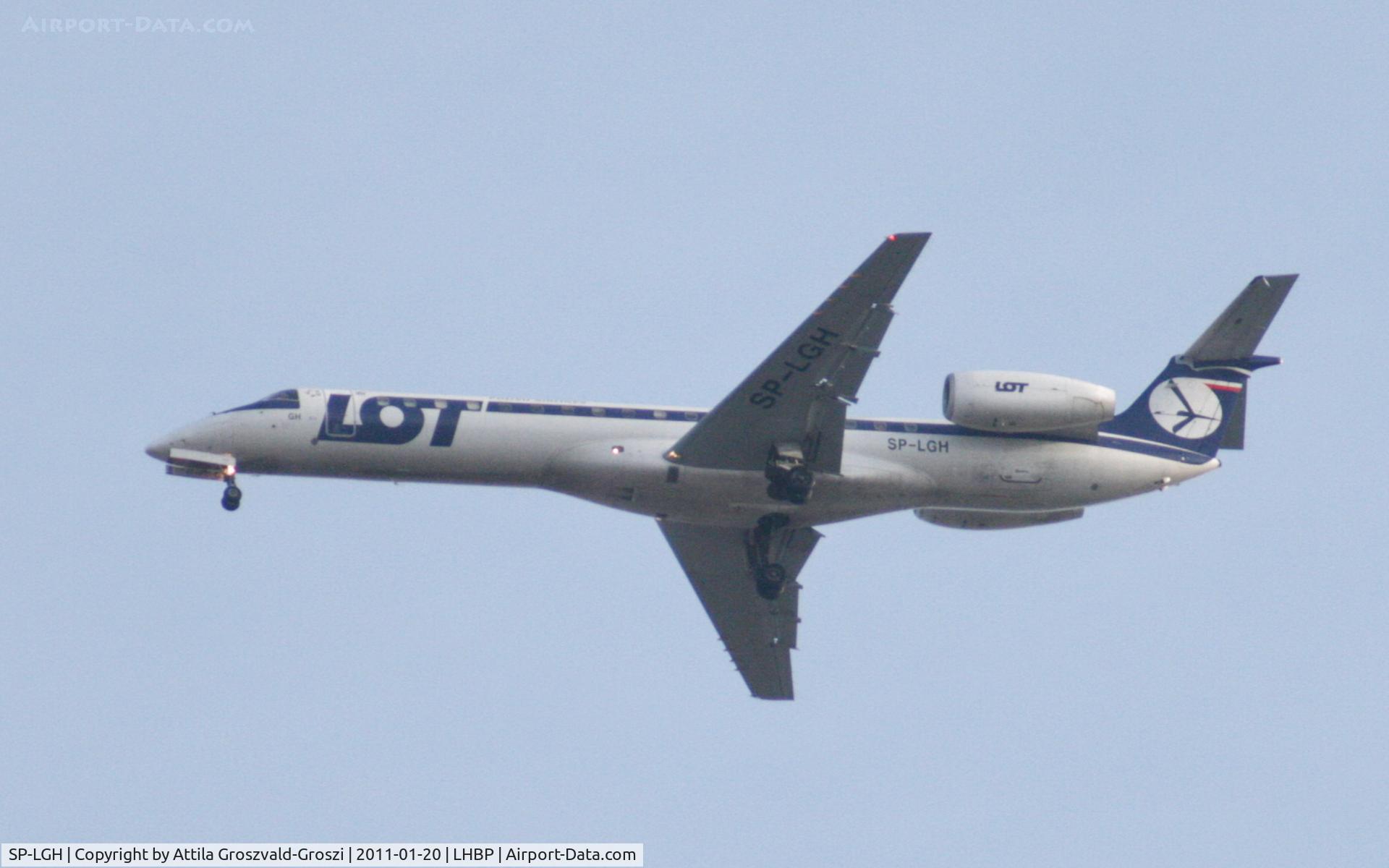 SP-LGH, 2000 Embraer ERJ-145MP (EMB-145MP) C/N 145329, On a landing direction, in Üllö city airspace.