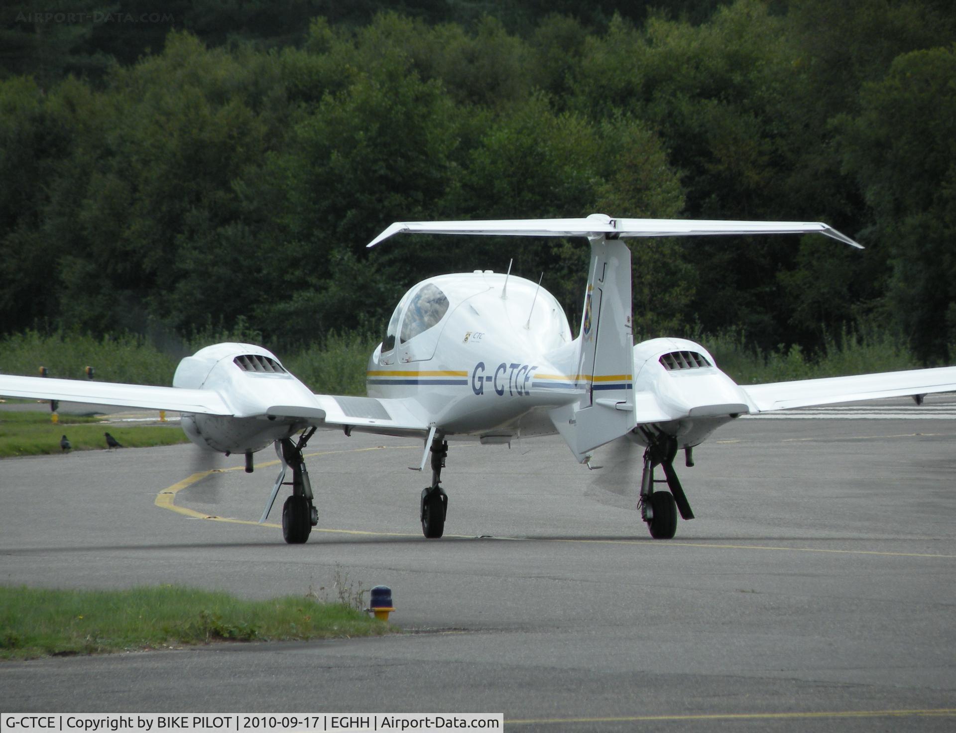G-CTCE, 2005 Diamond DA-42 Twin Star C/N 42.043, Taxying to rwy 26