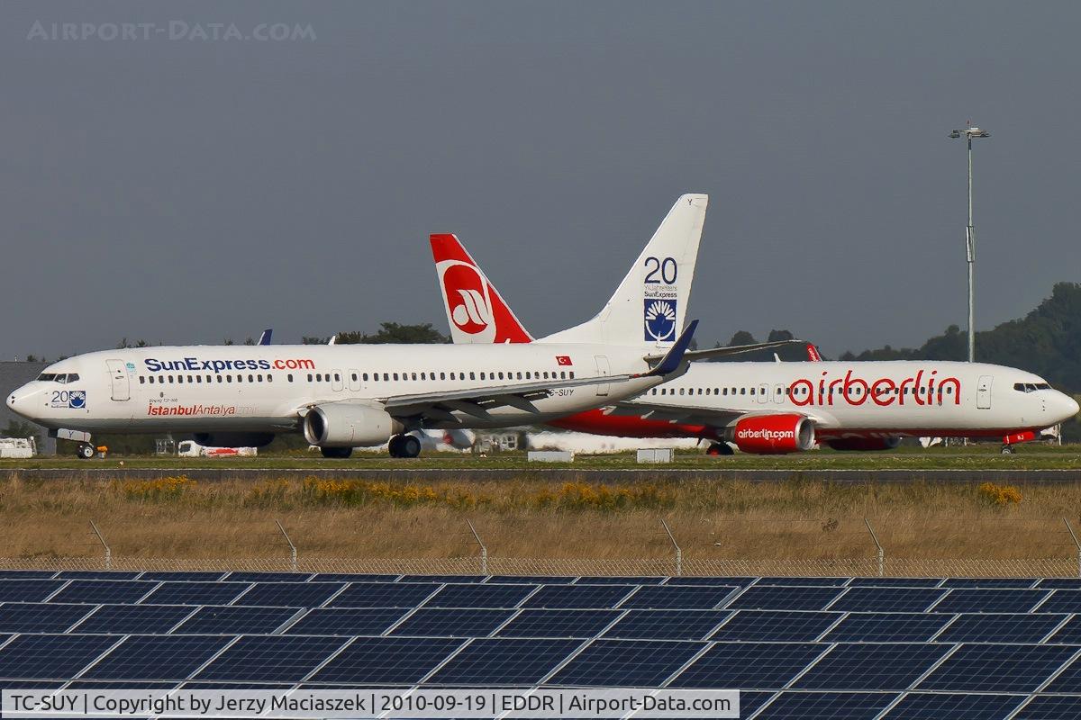 TC-SUY, 2001 Boeing 737-86N C/N 30806, TC-SUY_
Boeing 737-86N,