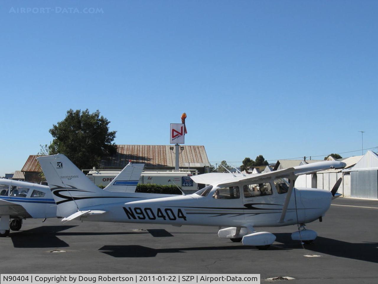 N90404, Cessna 172S C/N 172S11064, 2010 Cessna 172S SKYHAWK SP II, Lycoming IO-360-L2A 180 Hp, CS prop