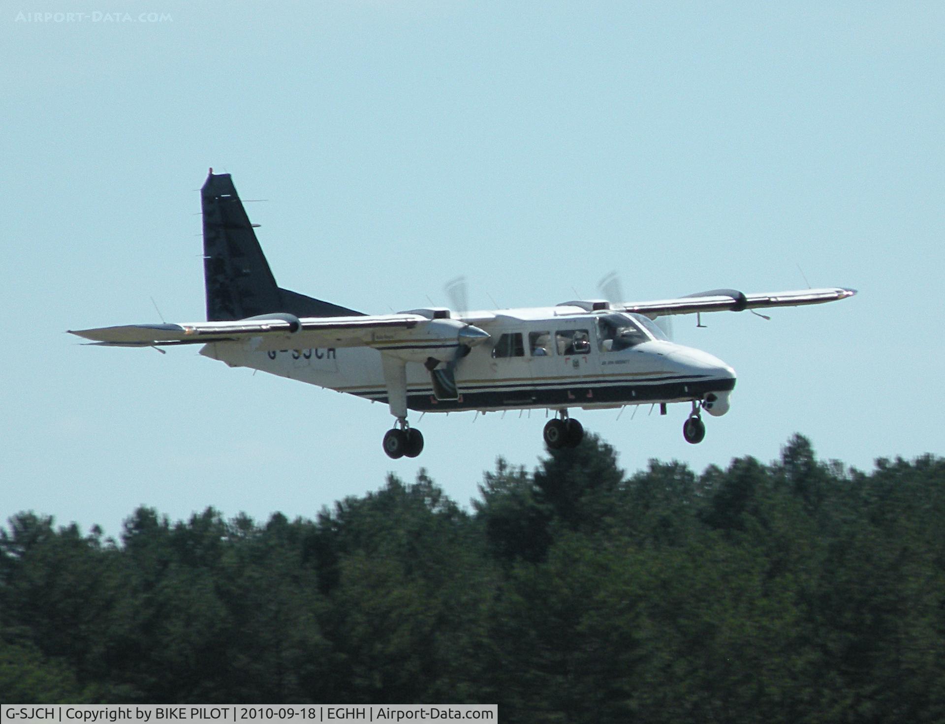 G-SJCH, 2000 Britten-Norman BN-2T-4R MSSA C/N 4006, Hampshire Police Islander on finals for rwy 26