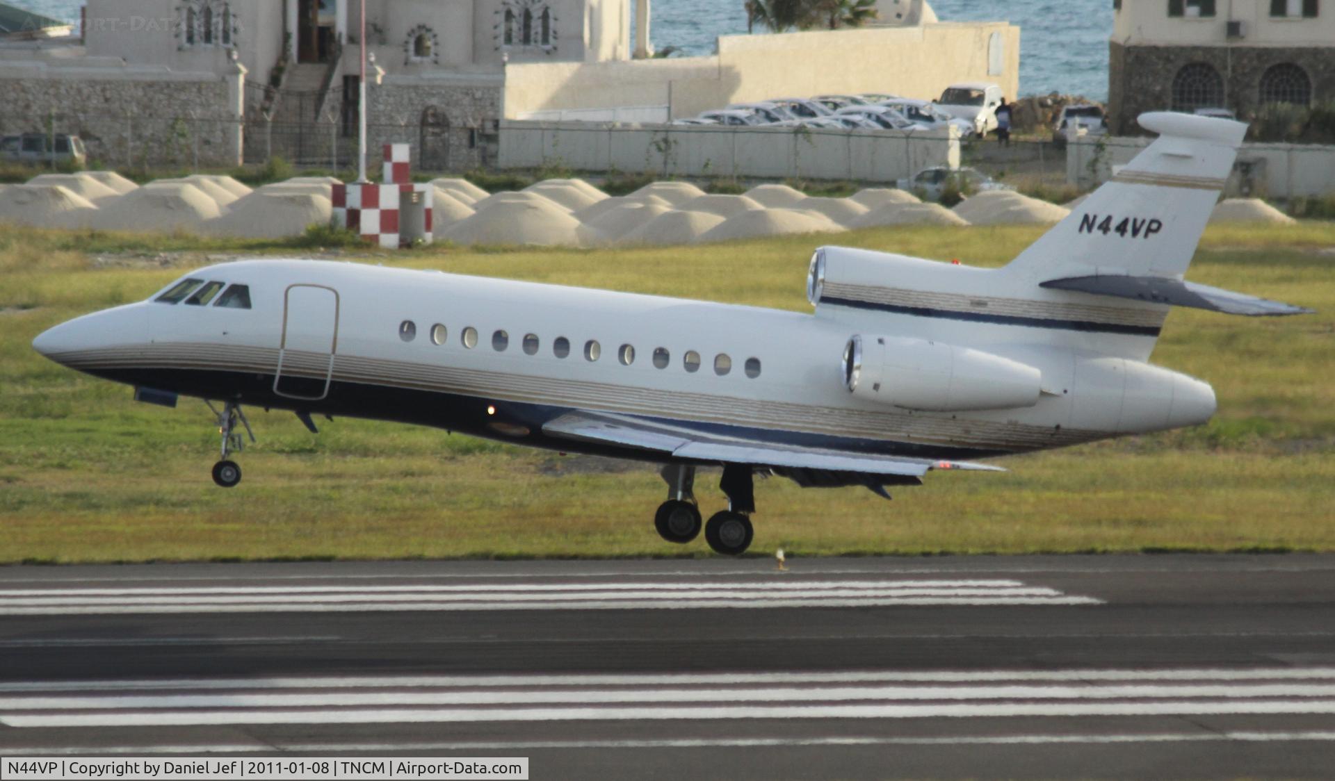 N44VP, 2002 Dassault Falcon 900EX C/N 115, N44VP landing at TNMC